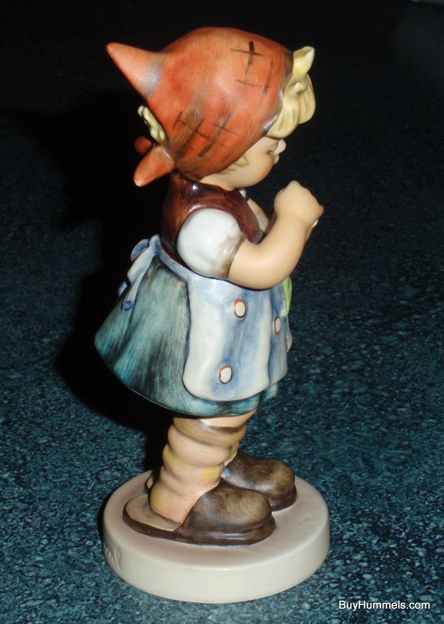 "Daisies Don't Tell" Goebel Hummel Figurine #380 TMK6 - Little Girl With Daisies!