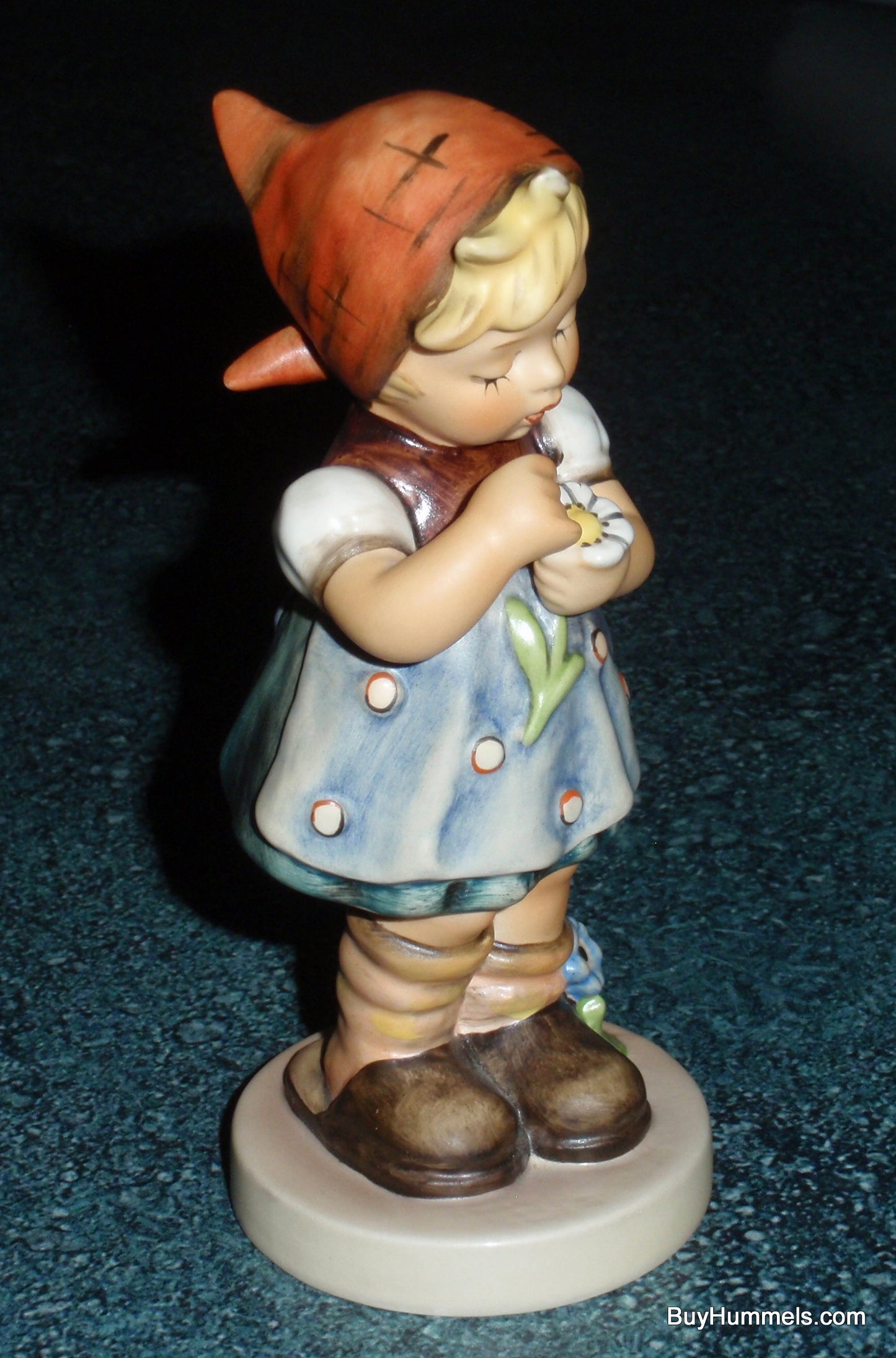 "Daisies Don't Tell" Goebel Hummel Figurine #380 TMK6 - Little Girl With Daisies!