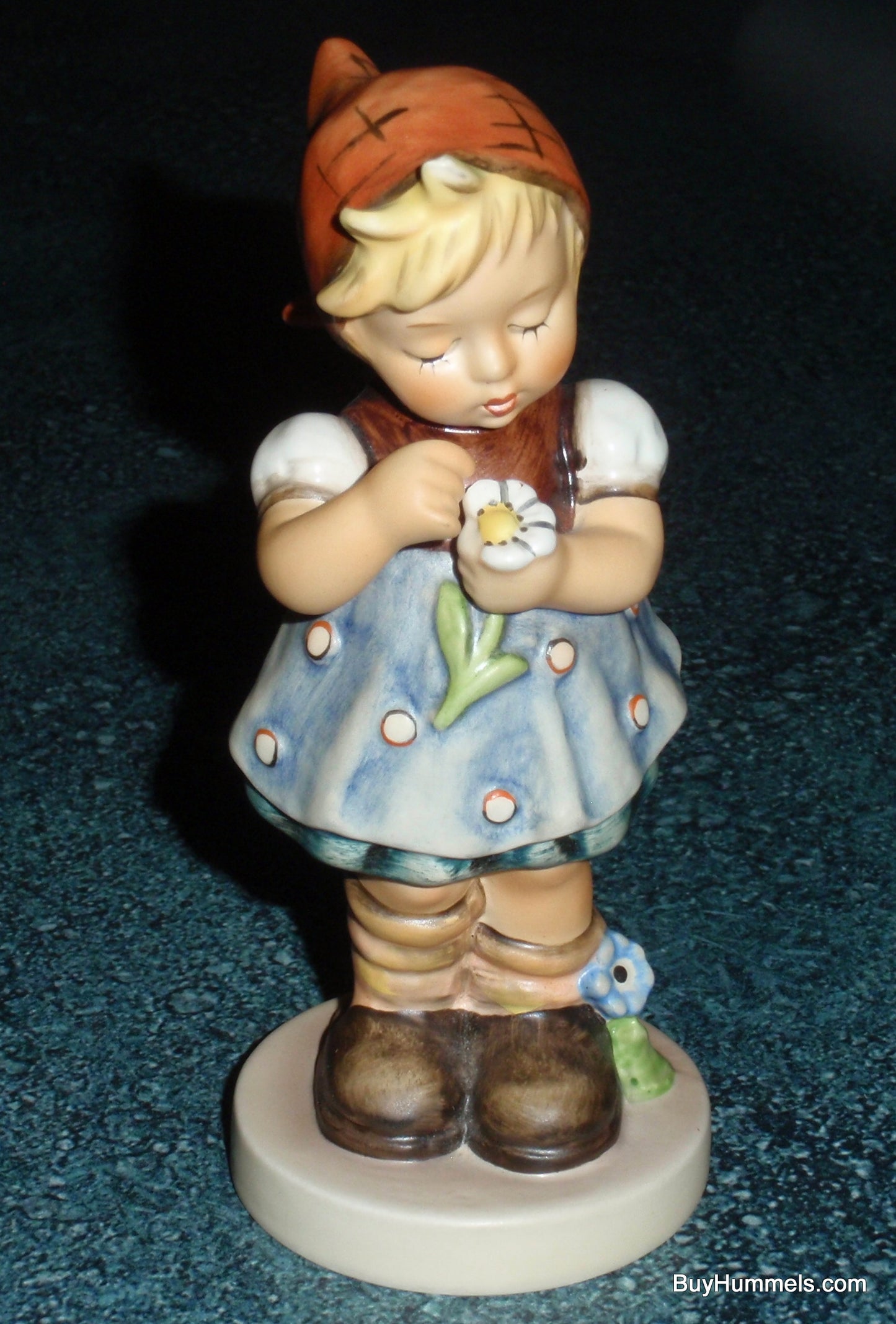 "Daisies Don't Tell" Goebel Hummel Figurine #380 TMK6 - Little Girl With Daisies!