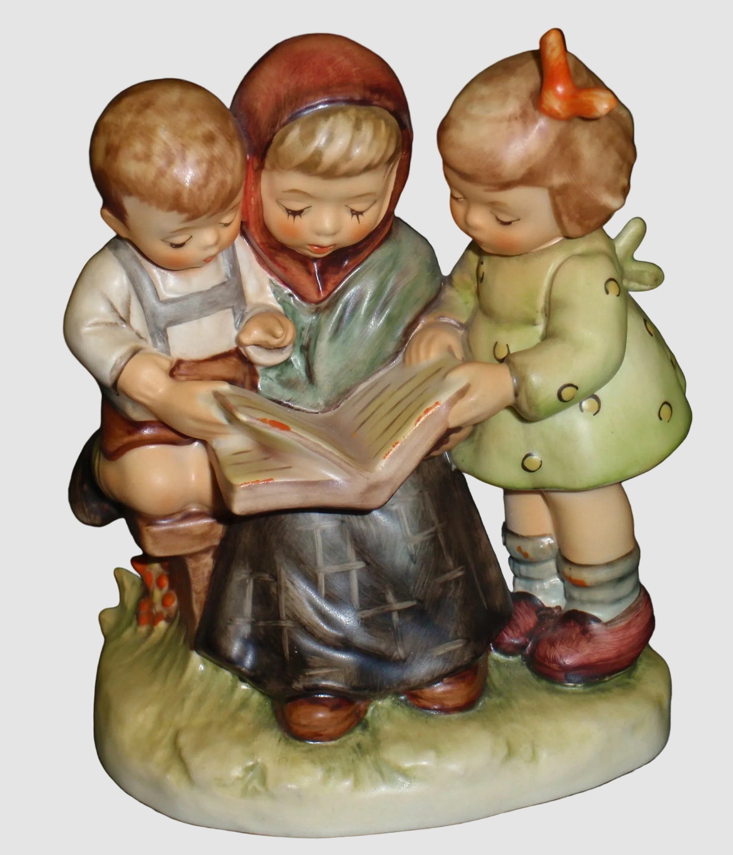 "Storybook Time" Hummel Figurine #458 Mother Reading To Children!