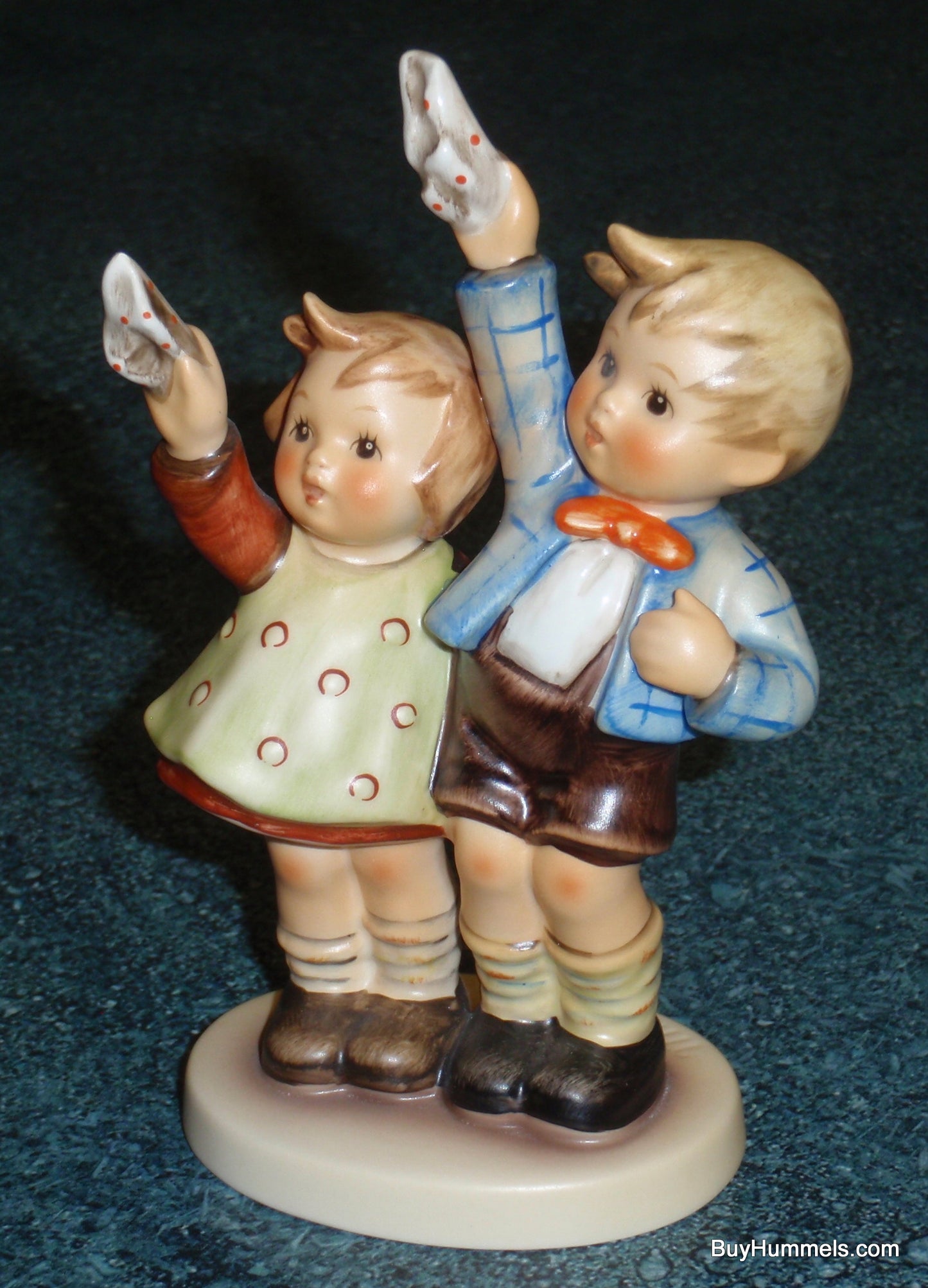 AUF WIEDERSEHEN Goebel Hummel Figurine #153/0 Kids Waving Goodbye - CHRISTMAS GIFT!