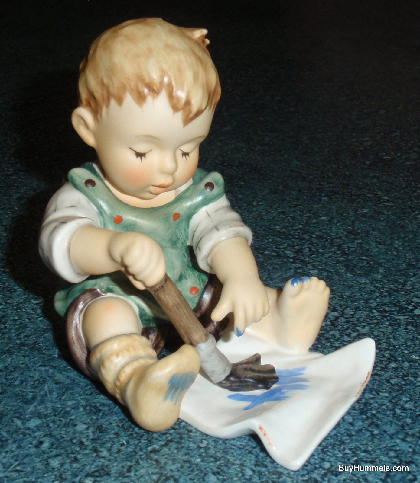 "Baby's First Drawing" Goebel Hummel Figurine #2201 - Little Boy Finger Painting!