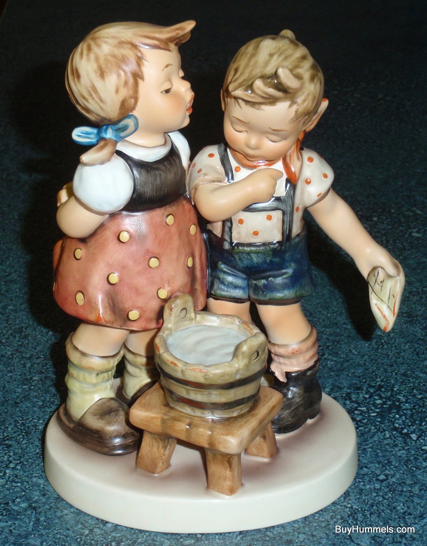 "Bath Time" Goebel Hummel Figurine #412 - Adorable Collectible Gift!
