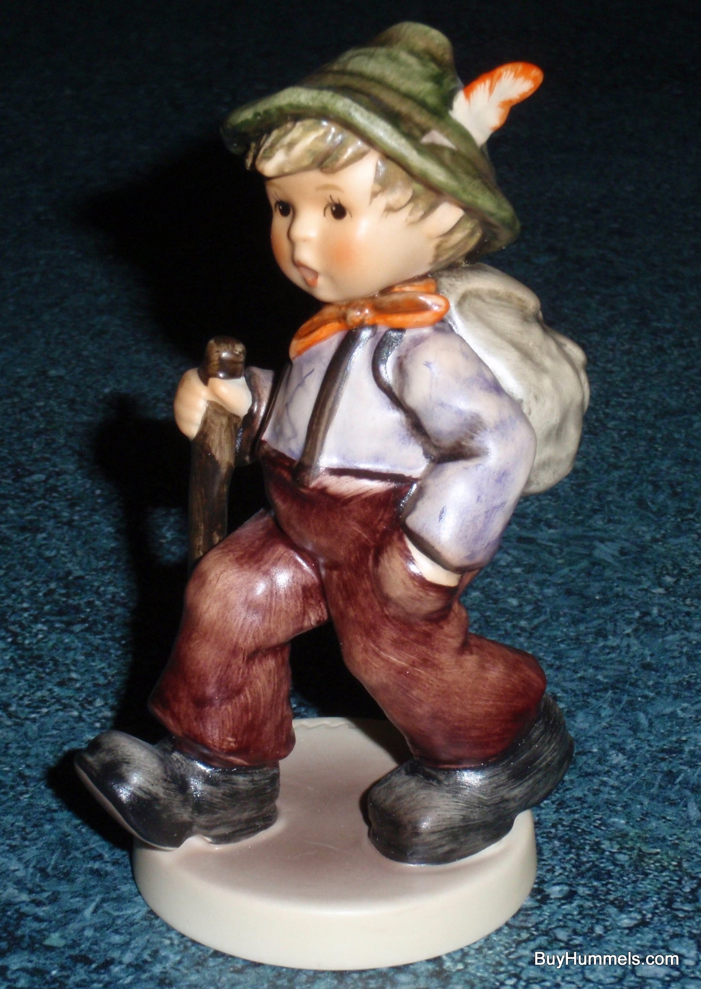 "Grandpa's Boy" Goebel Hummel Figurine #562 - FATHER'S DAY GIFT!