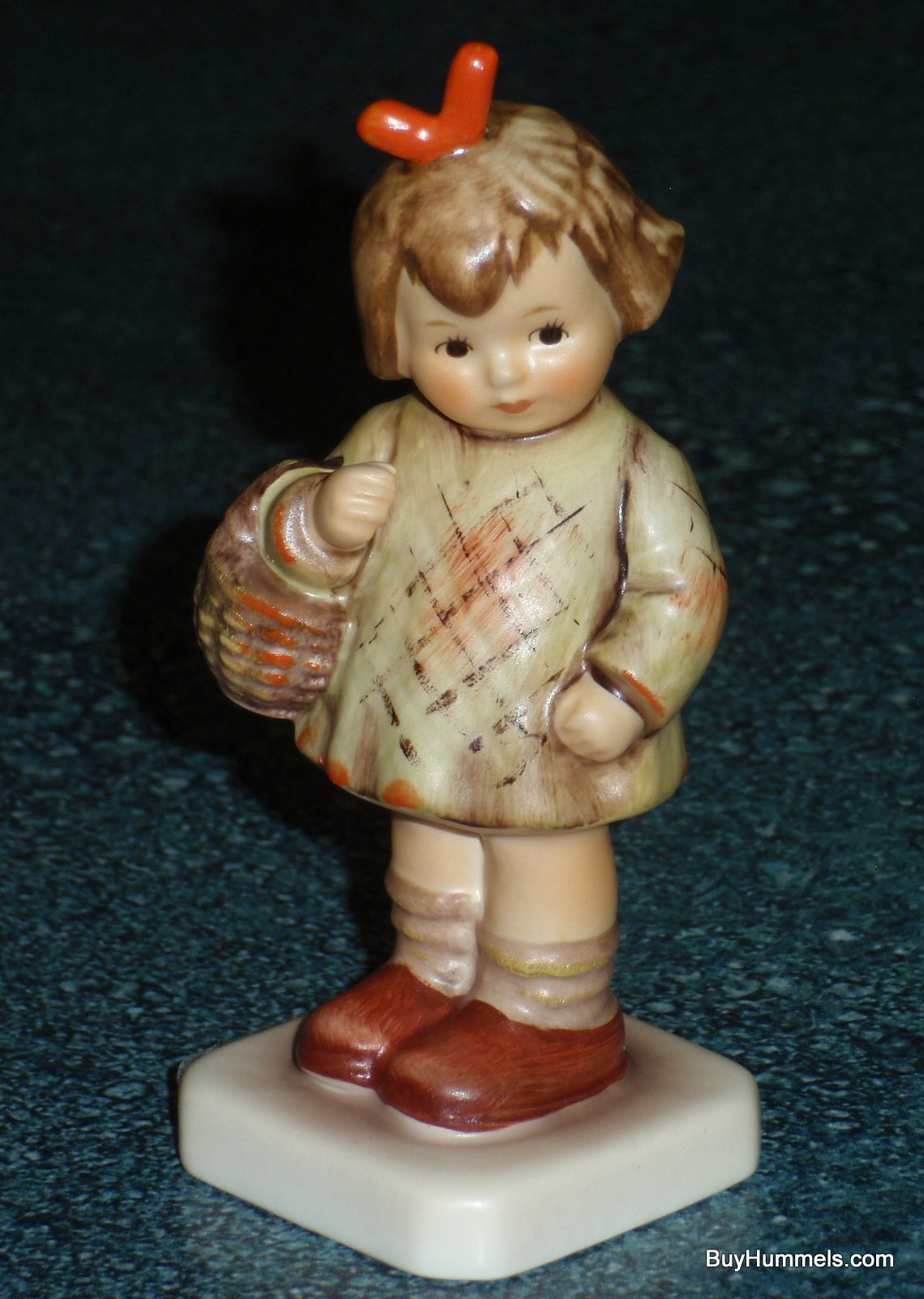 Goebel Hummel Collectible Figurine "I Brought You A Gift" #479 - Little Girl With Basket!