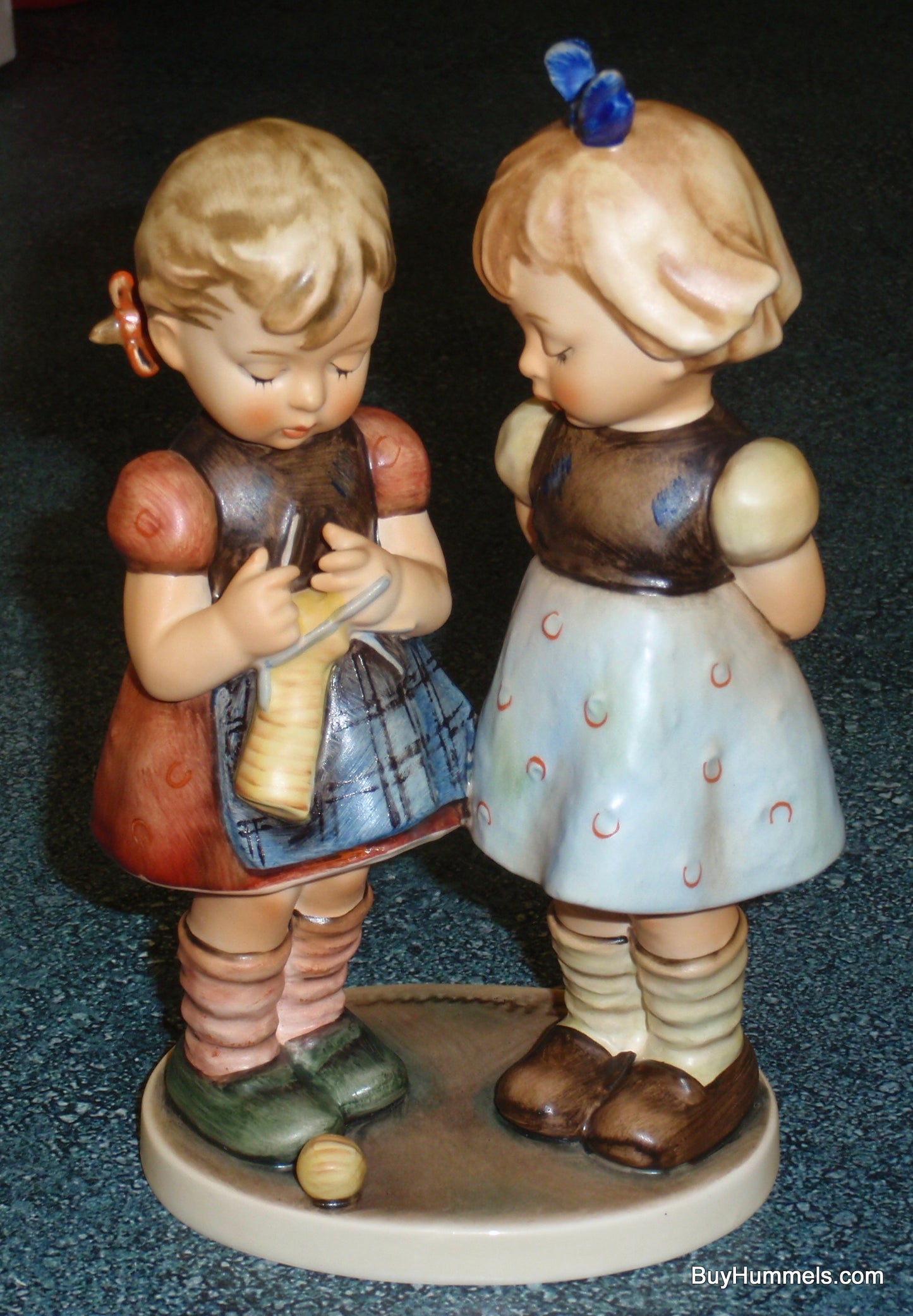 "Knitting Lesson" Goebel Hummel Figurine #256 - Two Girls Learning To Knit