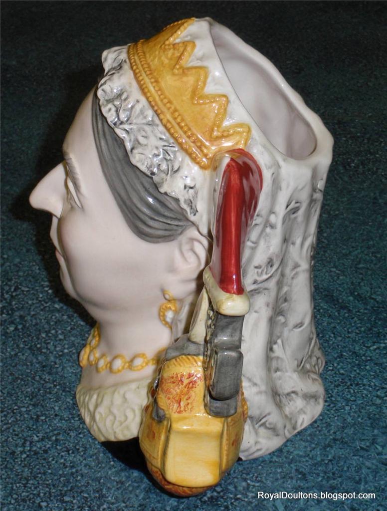 Queen Victoria Royal Doulton Toby Character Jug Of The Year 2001 D7152 Limited Edition Collectible