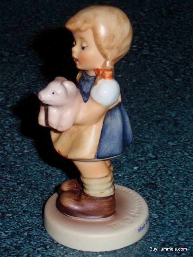 "Pigtails" Goebel Hummel #2052 Figurine Cute Little Girl With Piglet CUTE GIFT!