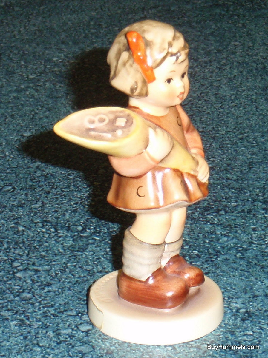"A Sweet Offering" Goebel Hummel Figurine #549 3/0 TMK7
