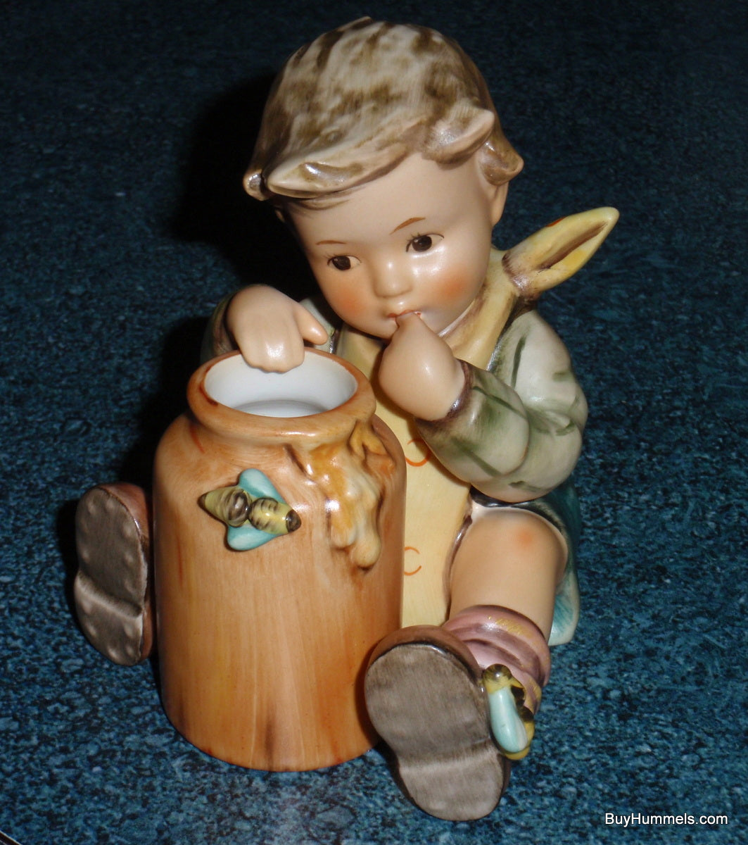 Honey Lover Goebel Hummel Figurine #312/I TMK7 - Little Boy Eating Honey With Bumble Bees