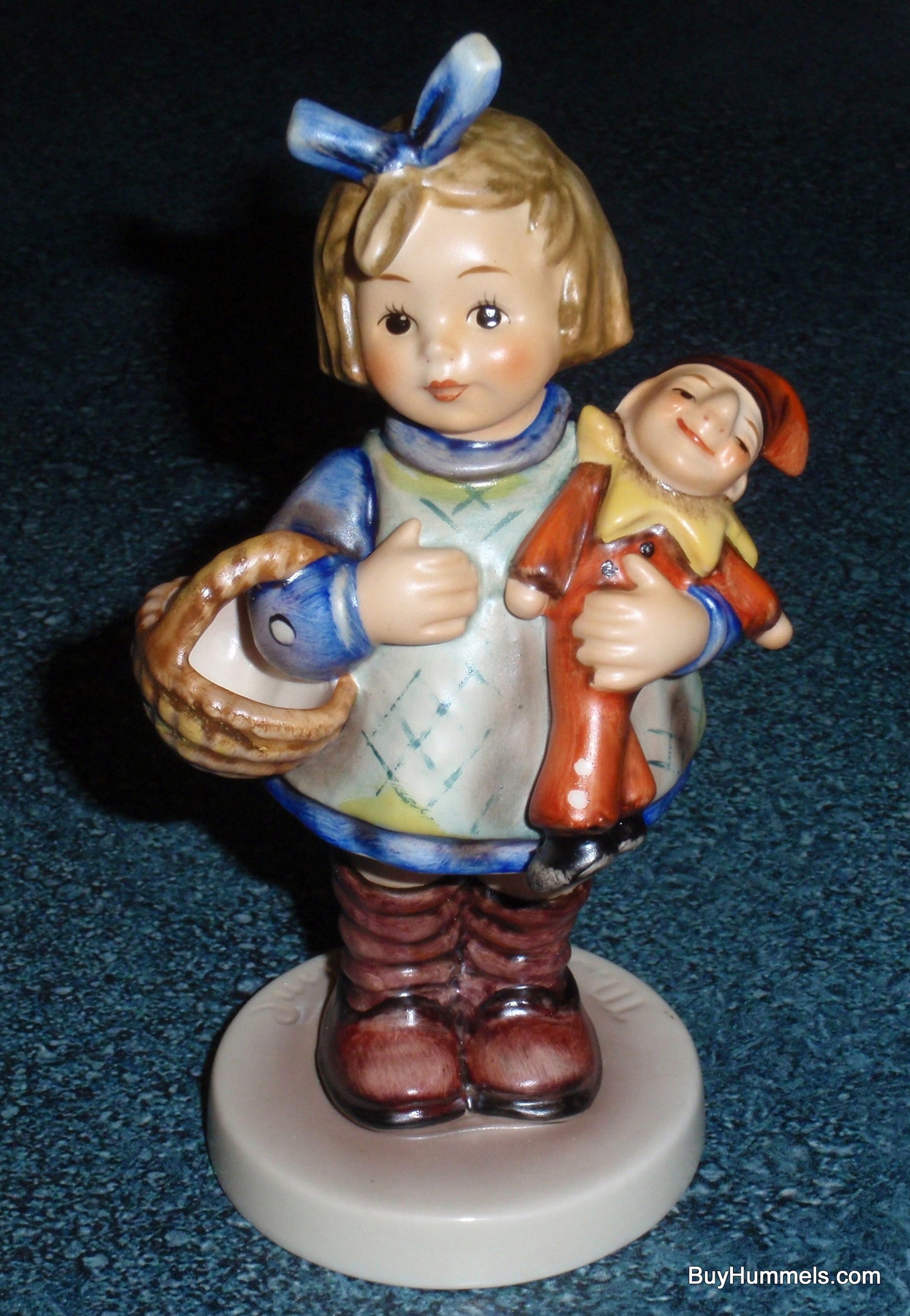 "What Now" Goebel Hummel Figurine #422 - Girl With Basket And Doll!