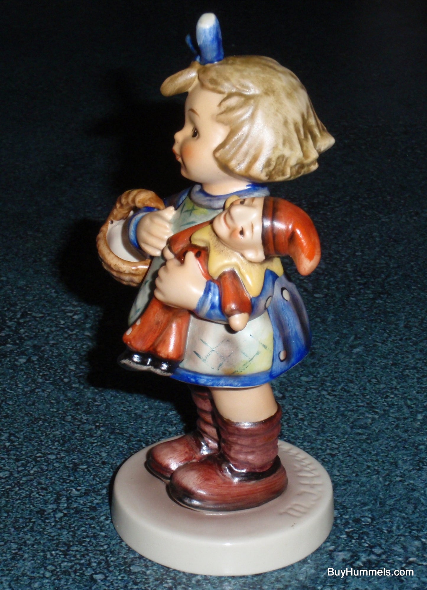 "What Now" Goebel Hummel Figurine #422 - Girl With Basket And Doll!