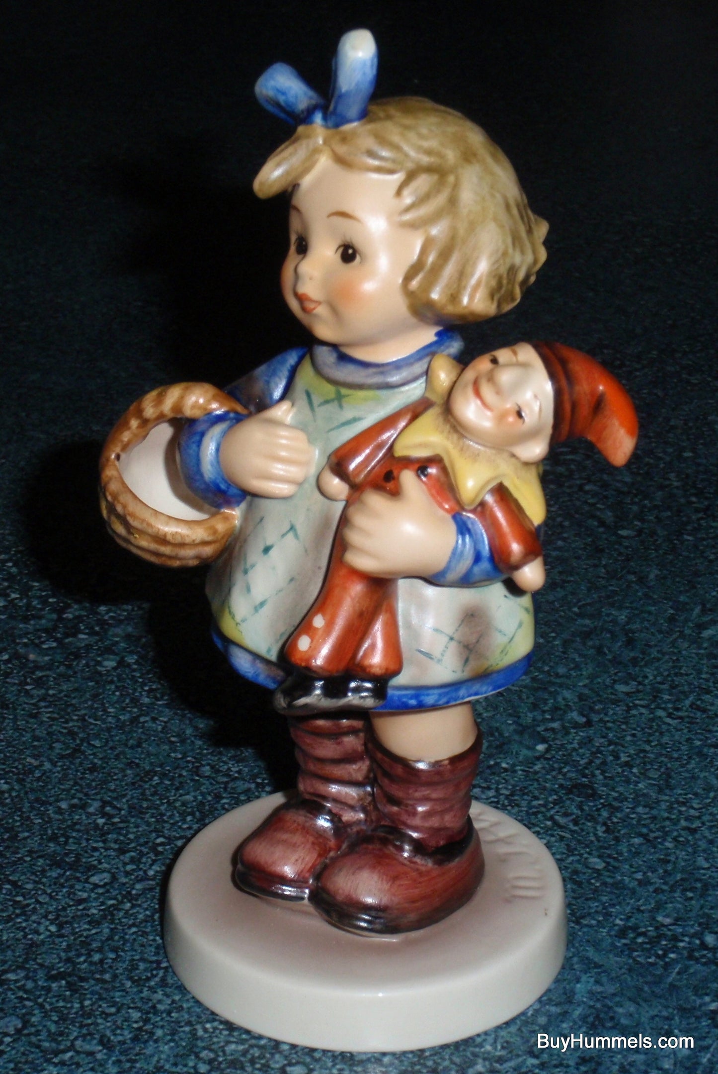 "What Now" Goebel Hummel Figurine #422 - Girl With Basket And Doll!