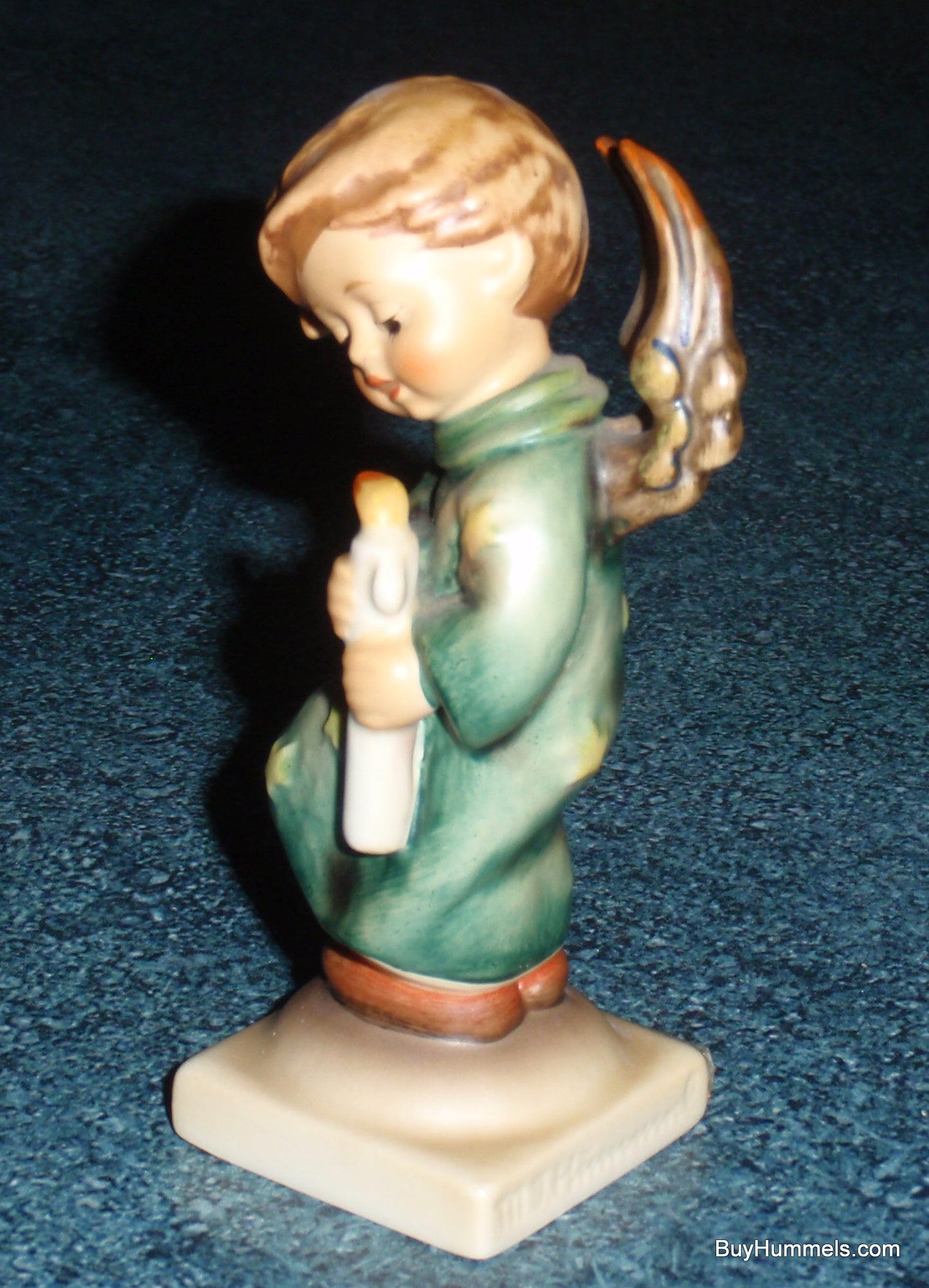 Heavenly Angel Goebel Hummel Figurine #21/0 - Angel With Candle In The Wind