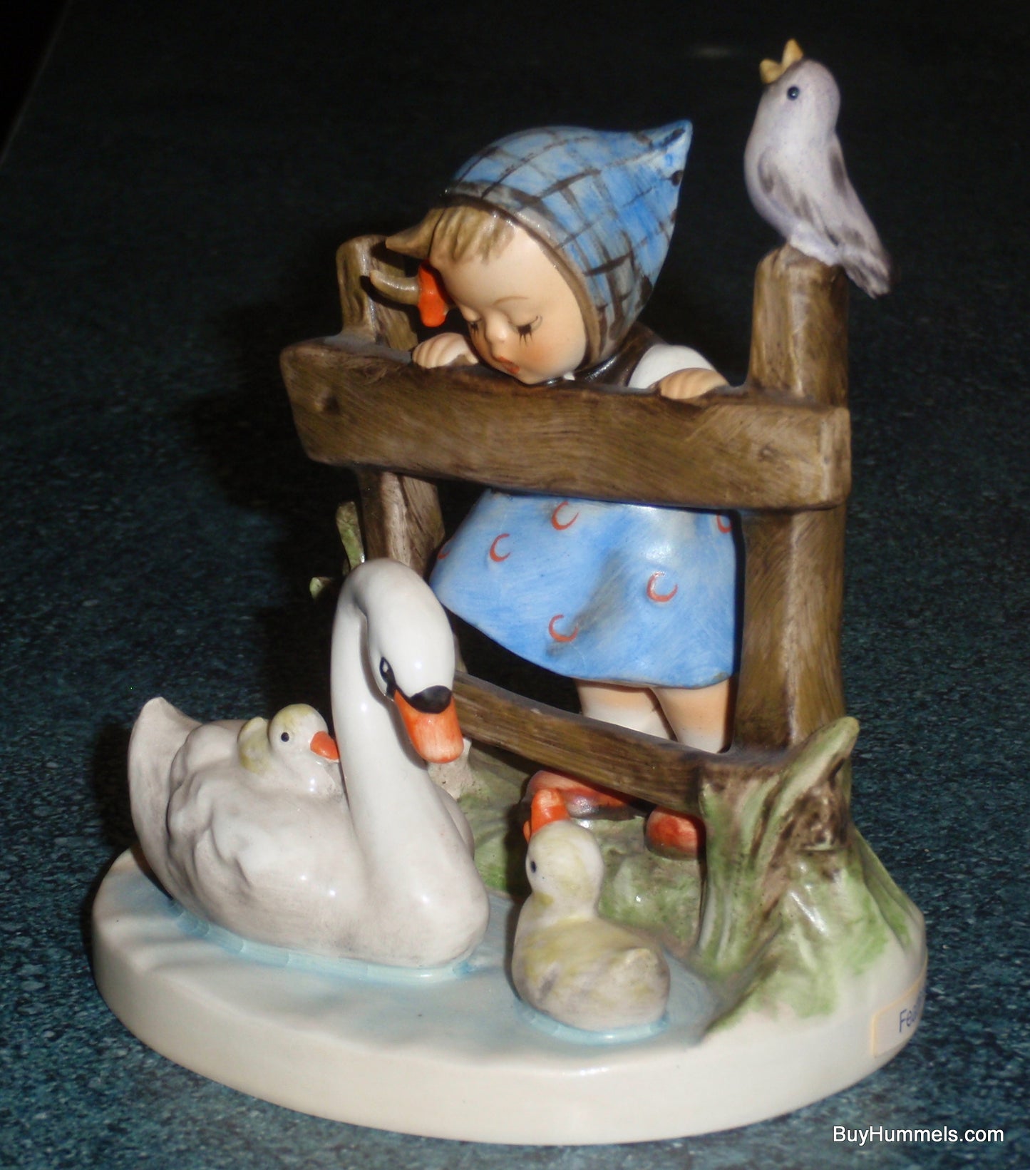 Goebel Hummel Figurine #344 Feathered Friends - Girl With Swans - CUTE GIFT!