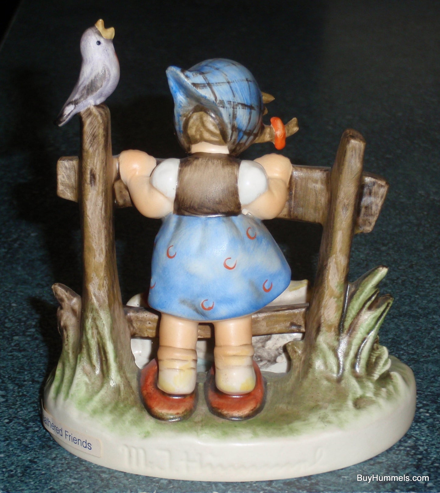 Goebel Hummel Figurine #344 Feathered Friends - Girl With Swans - CUTE GIFT!