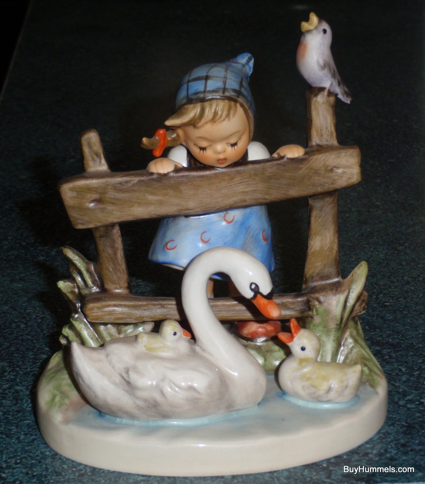 Goebel Hummel Figurine #344 Feathered Friends - Girl With Swans - CUTE GIFT!