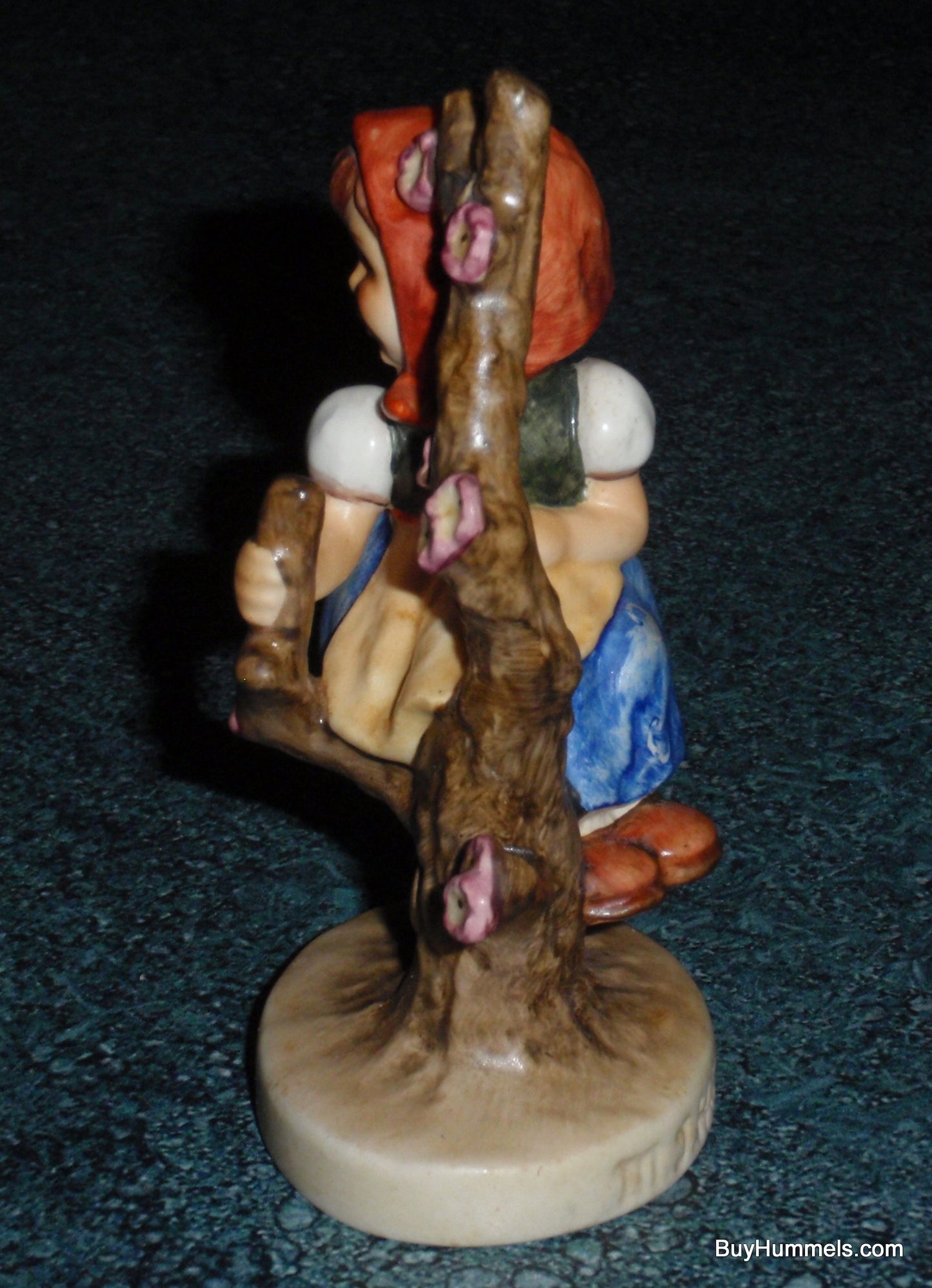 "Apple Tree Girl" Goebel Hummel Figurine #141 3/0 - CHRISTMAS GIFT!