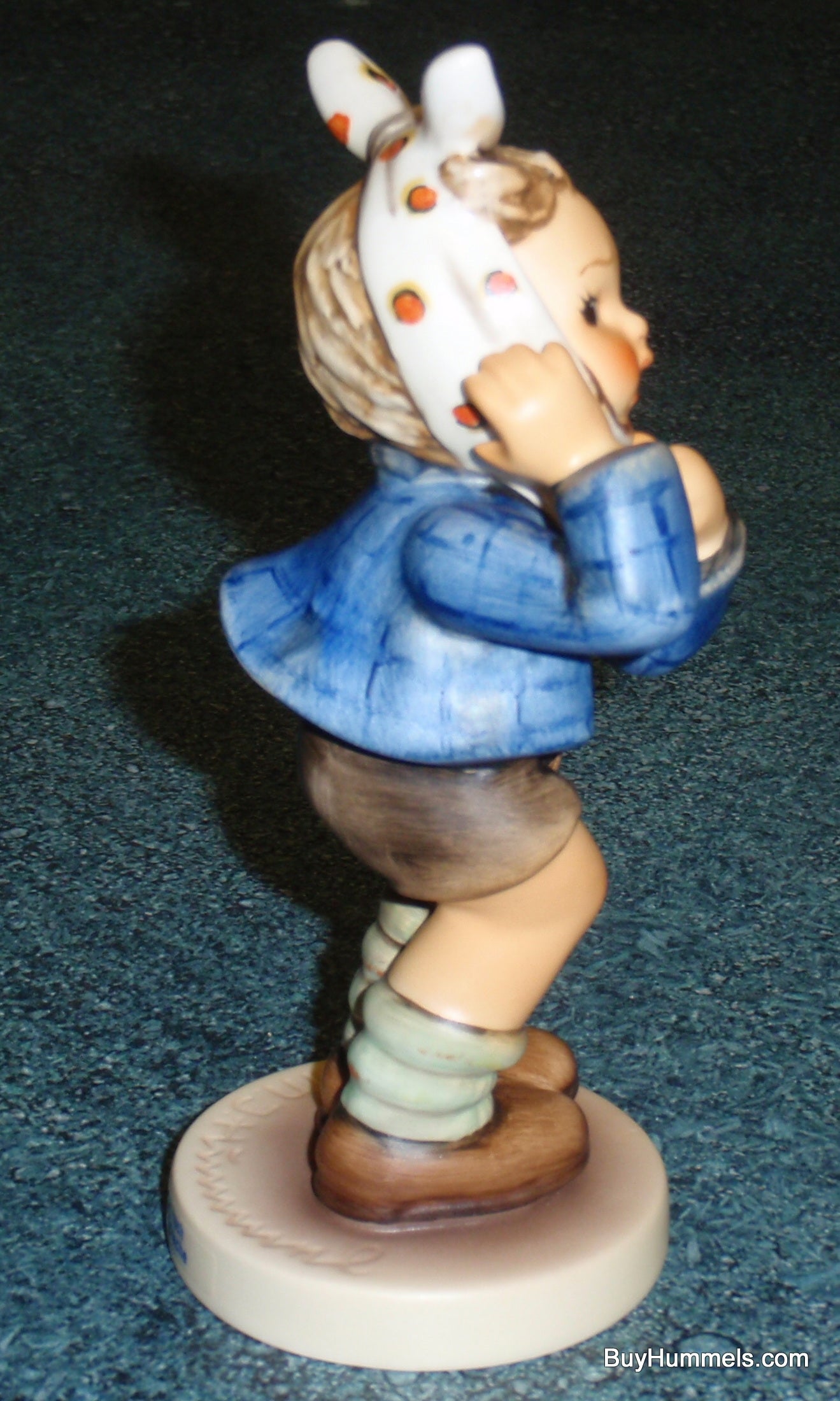 "Boy With Toothache" Goebel Hummel Figurine #217
