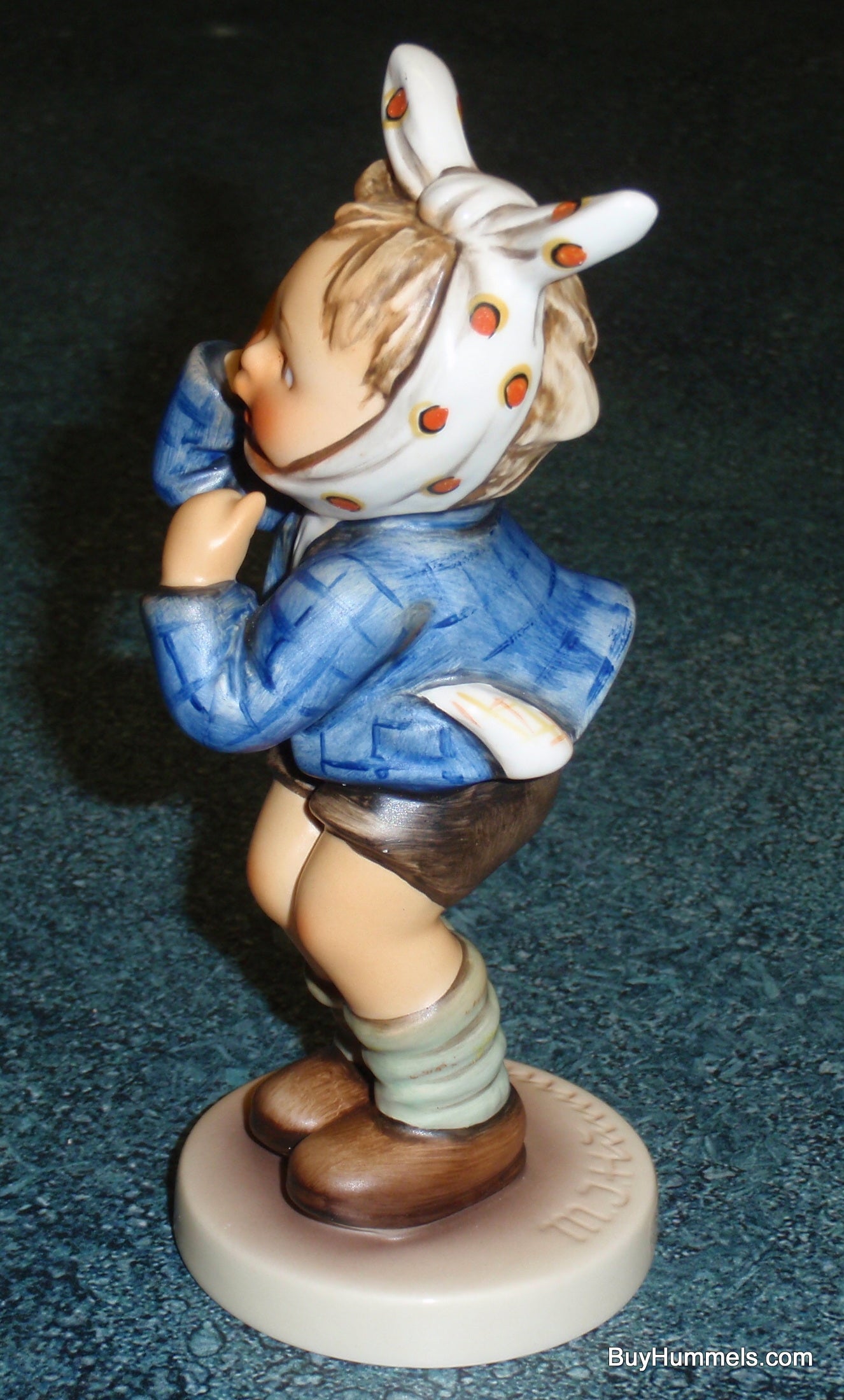 "Boy With Toothache" Goebel Hummel Figurine #217