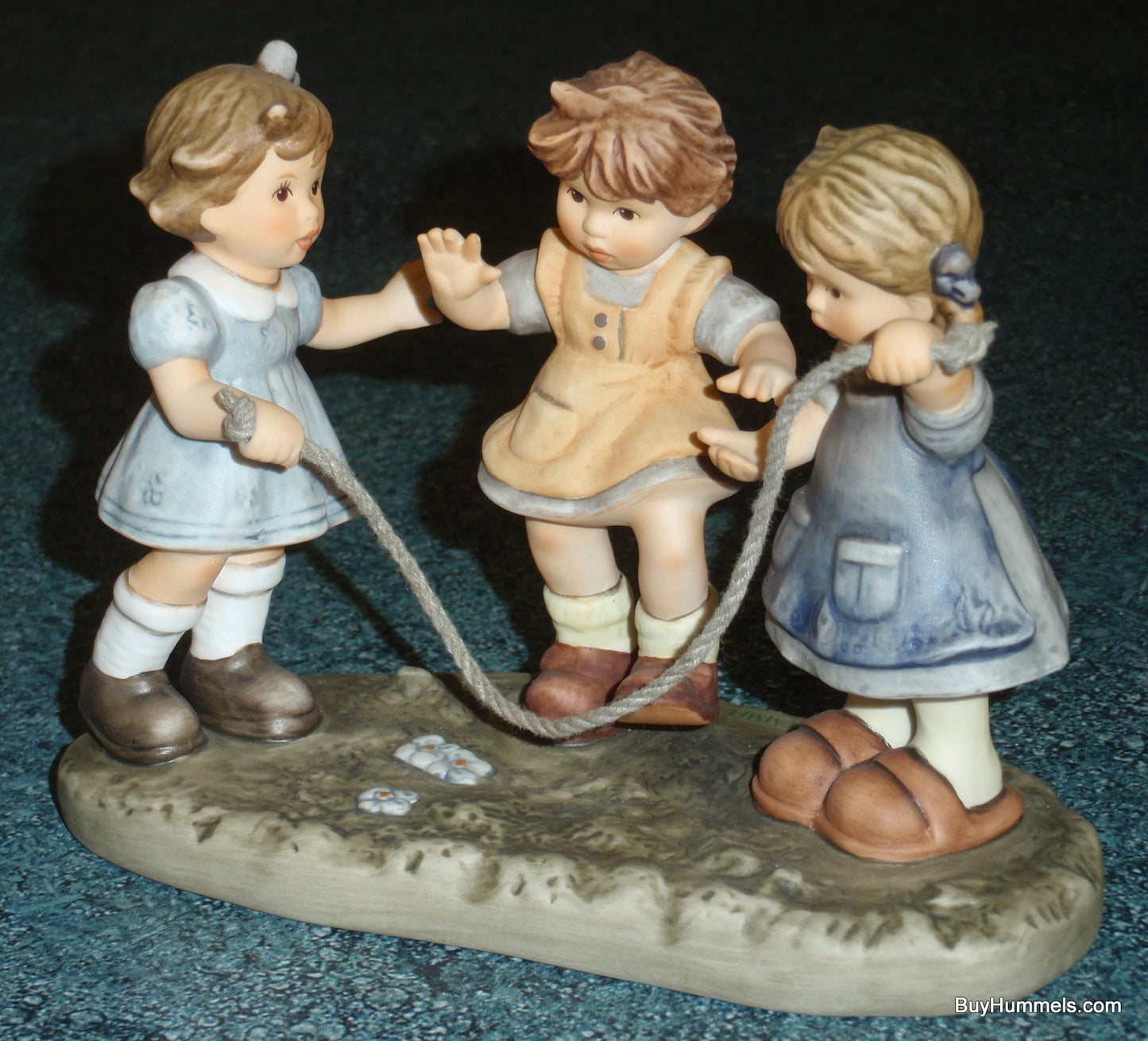 Goebel Berta Hummel "Jump For Joy" Figurine #231 - Girls Jumping Rope!