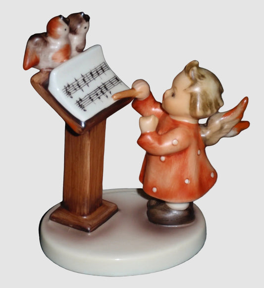 Goebel Singing Angel With Wings Figurine Playing A Harp | #119045794 Goebel Singing Angel With Wings Figurine Playing A Harp | #119045794
