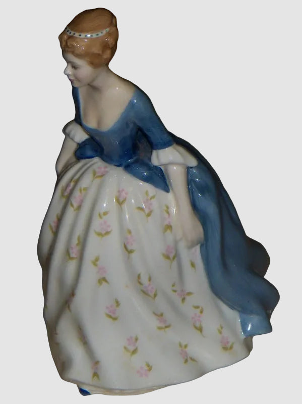 "Alison" Royal Doulton Figurine HN 2336 - Pretty Ladies Collection (7.5")