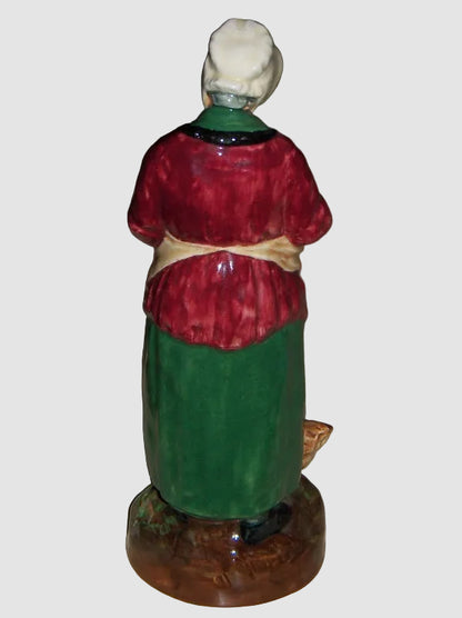 "The Farmer's Wife" Royal Doulton Figurine HN2069 - Leslie Harradine (9")