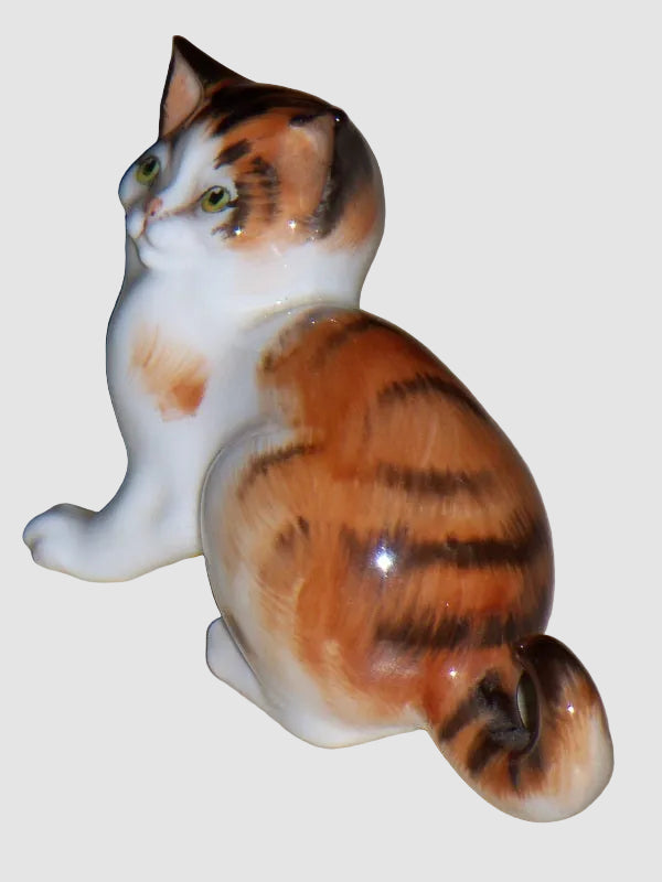 "Kitten Looking Up" Royal Doulton Figurine HN2584 - Orange Tabby Cat (3.25")