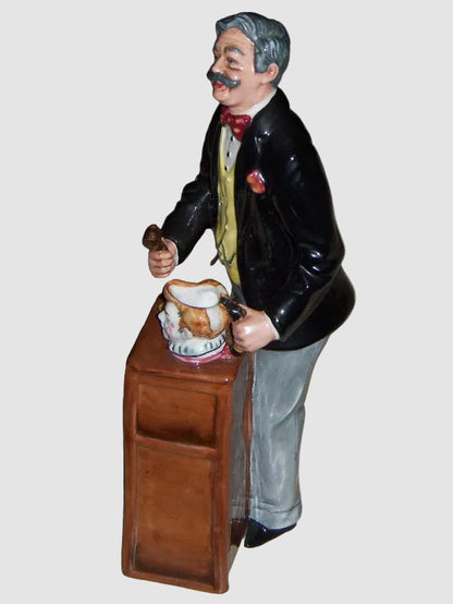 "The Auctioneer" Royal Doulton Figurine HN2988 - 1986 Collectors Club (9")