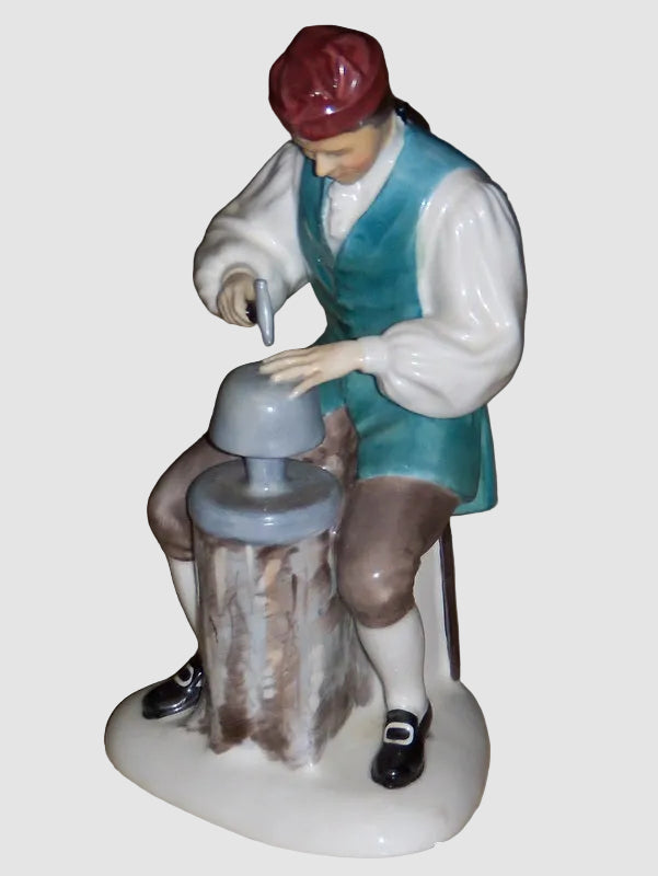 "The Silversmith of Williamsburg" Royal Doulton Figurine HN2208 (6.25")