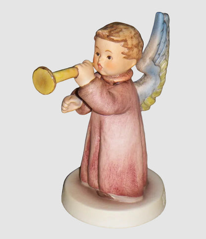 "A Joyful Noise" Goebel Hummel Figurine #643 4/0 - Small Angel (3.25")