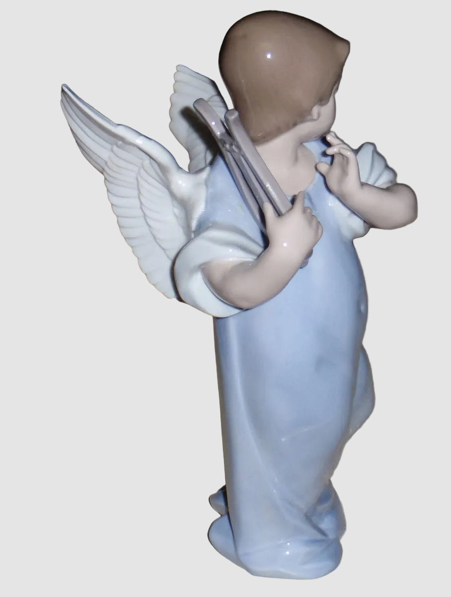 "Angel With Lute" Lladro Figurine #5493 - Fulgencio Garcia (8.25")
