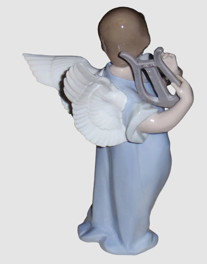 "Angel With Lute" Lladro Figurine #5493 - Fulgencio Garcia (8.25")