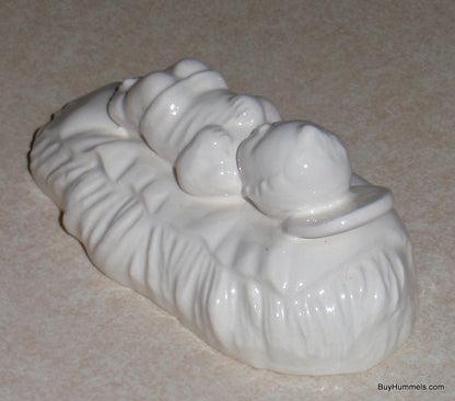 "White Baby Jesus" Goebel Hummel Nativity Figurine #214/A (3.5")