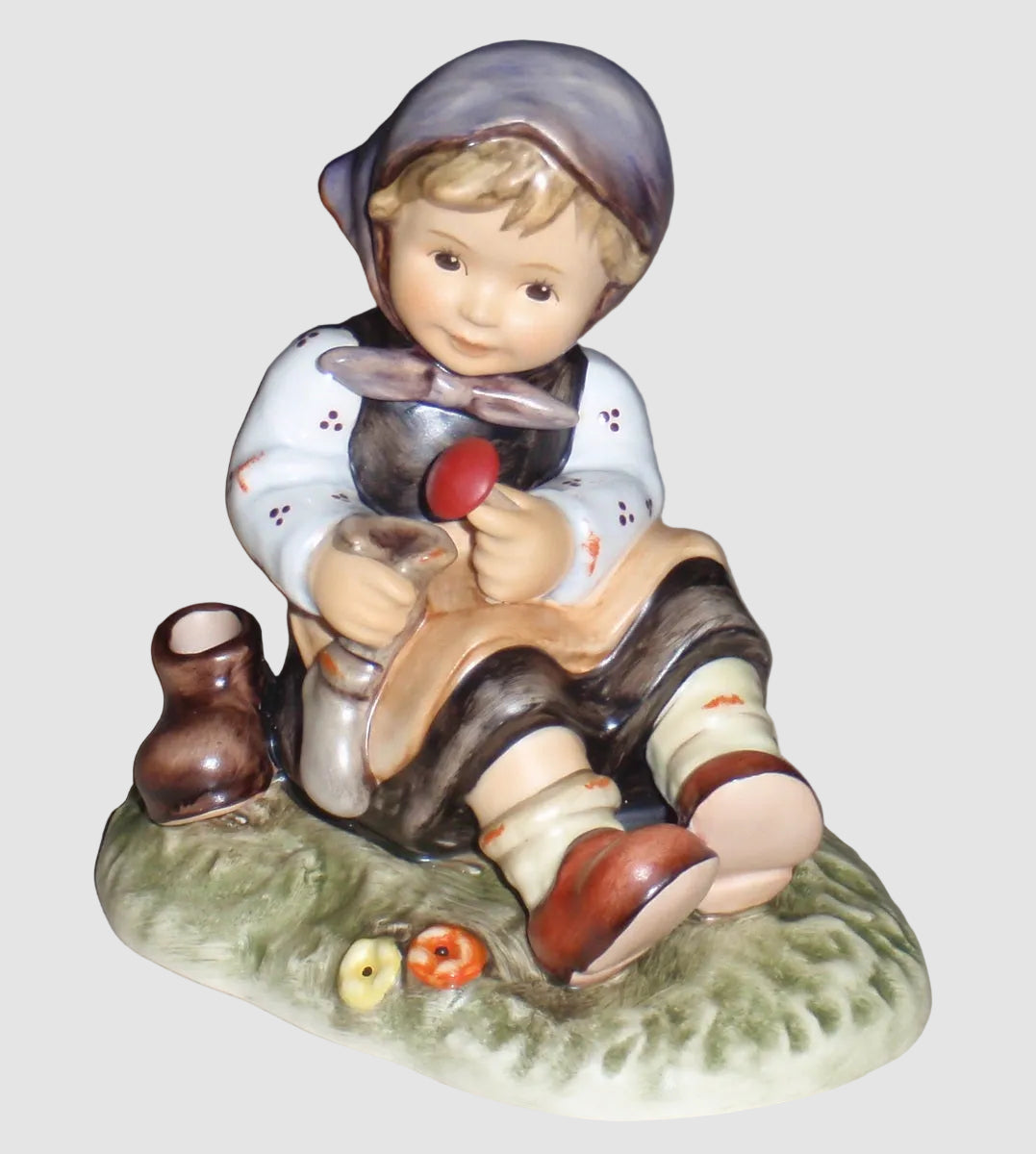 "Let Me Help You" Goebel Hummel Figurine #2246