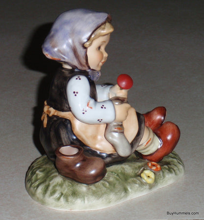 "Let Me Help You" Goebel Hummel Figurine #2246
