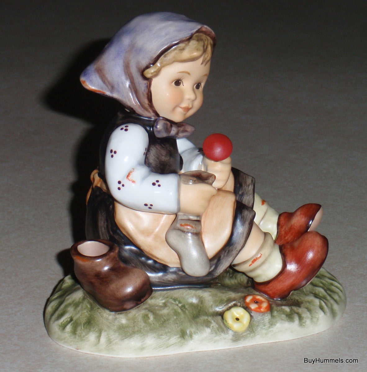 "Let Me Help You" Goebel Hummel Figurine #2246