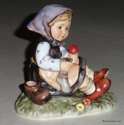 "Let Me Help You" Goebel Hummel Figurine #2246