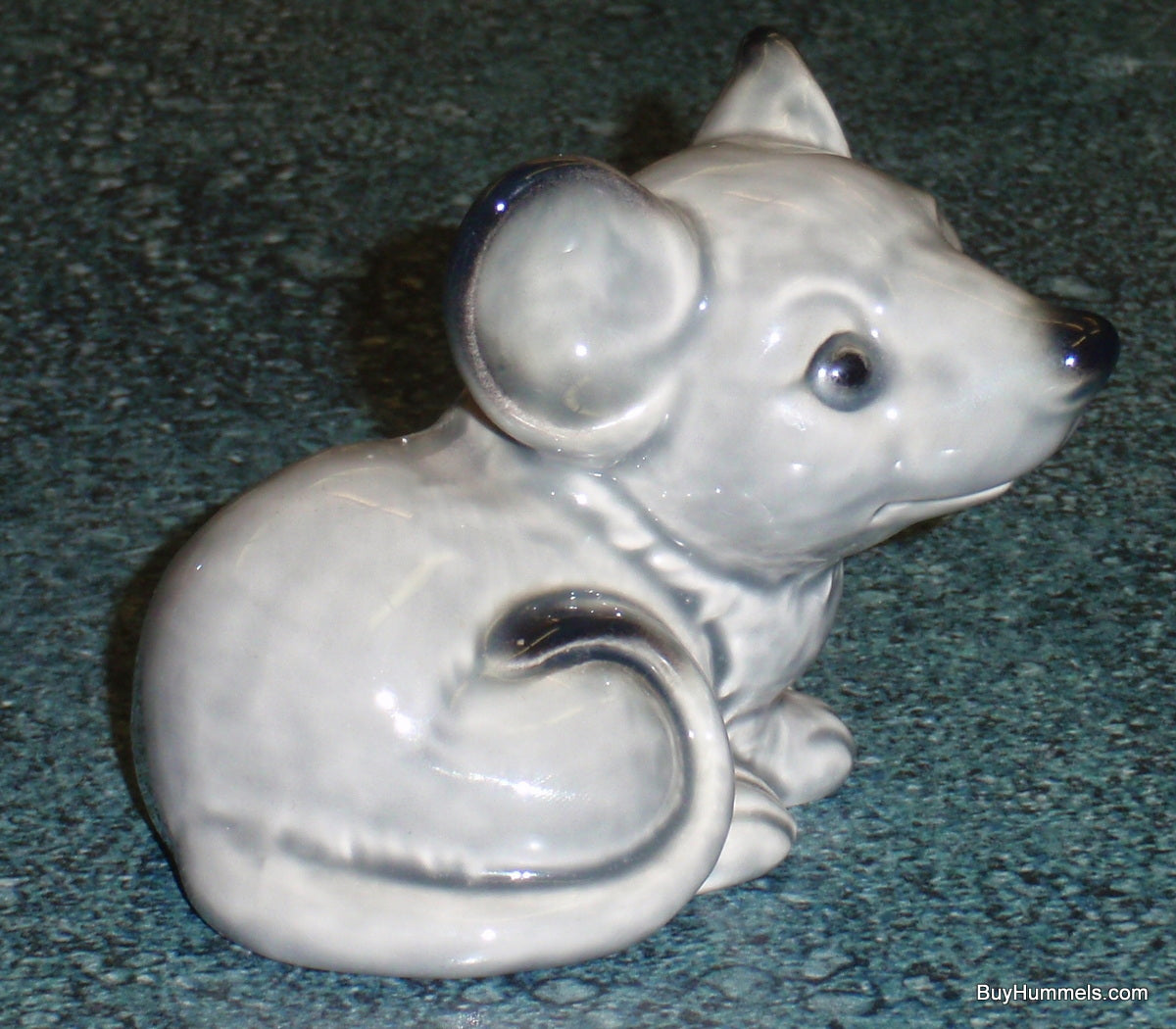 "Gray Mouse" Goebel Animal Collection Figurine #35793 05 (3")