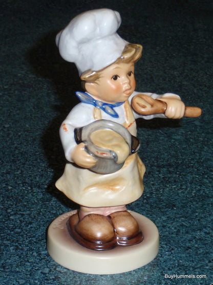 "In The Kitchen" Goebel Hummel Figurine #2038 TMK8