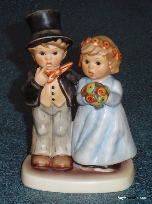 Goebel Hummel Figurine #2003 2/0 "Dearly Beloved" Wedding Boy and Girl 4 inch Excellent Condition