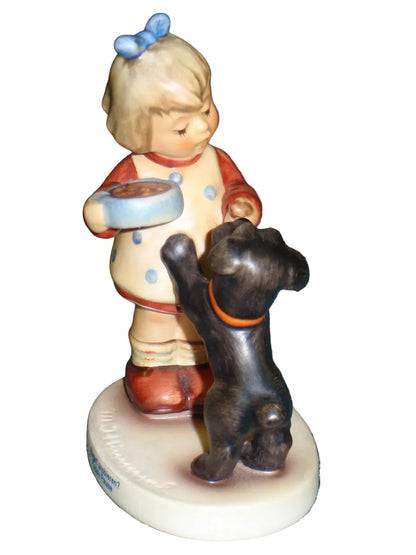 "Puppy Pause" Goebel Hummel #2032 – Girl Feeding Puppy