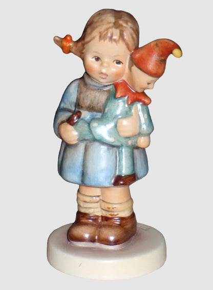 "Christmas Surprise" Goebel Hummel Figurine #536 3/0 - TMK-7 (4")