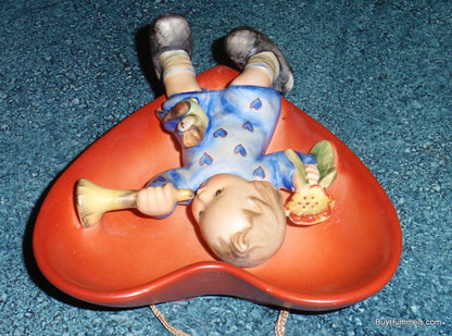 "Tuneful Goodnight" Goebel Hummel Heart Wall Plaque #180