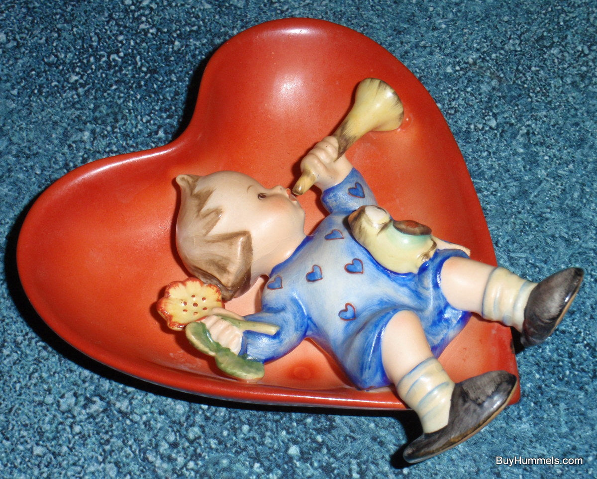 "Tuneful Goodnight" Goebel Hummel Heart Wall Plaque #180