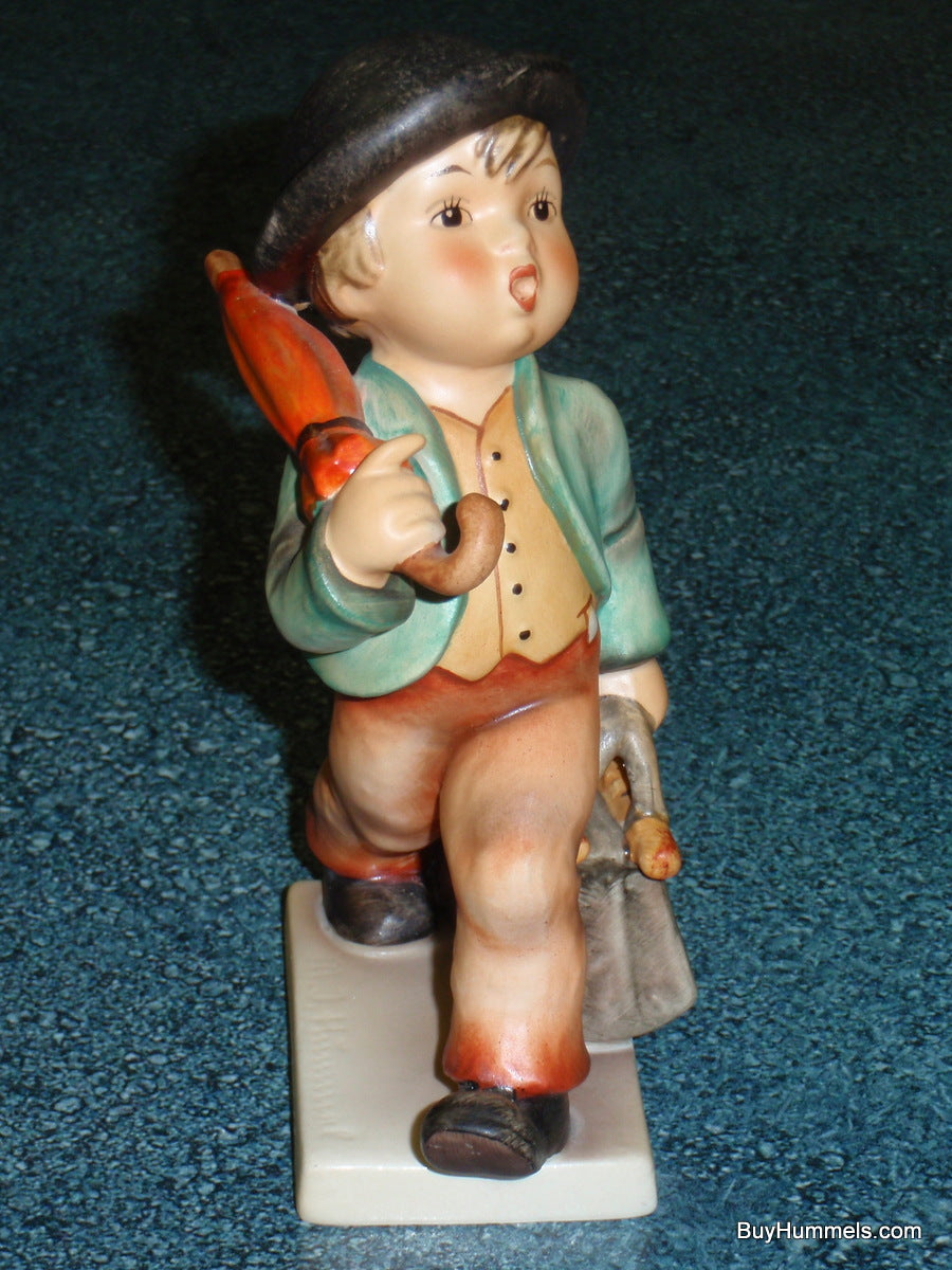"Merry Wanderer" Goebel Hummel Figurine #7/0 - Large 6.25" Version