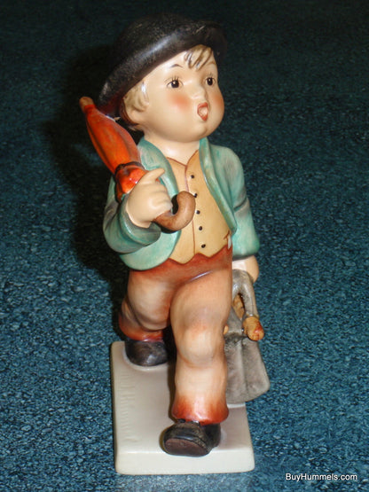 "Merry Wanderer" Goebel Hummel Figurine #7/0 - Large 6.25" Version