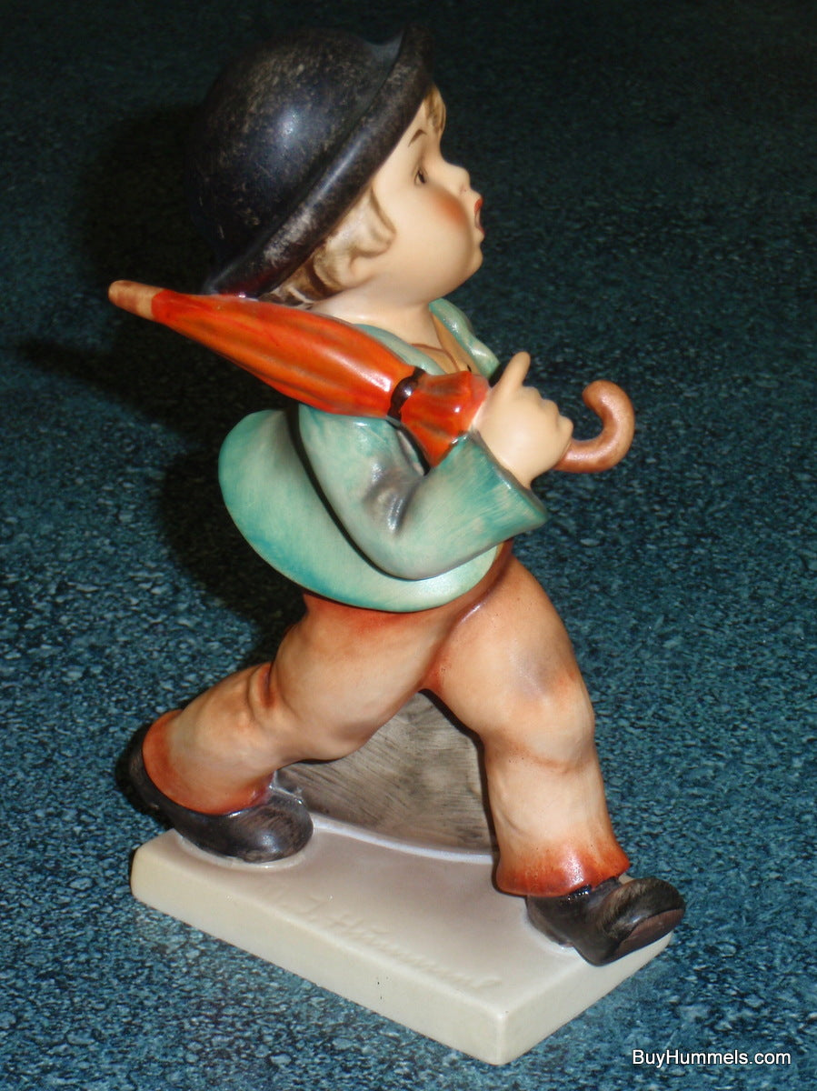 "Merry Wanderer" Goebel Hummel Figurine #7/0 - Large 6.25" Version
