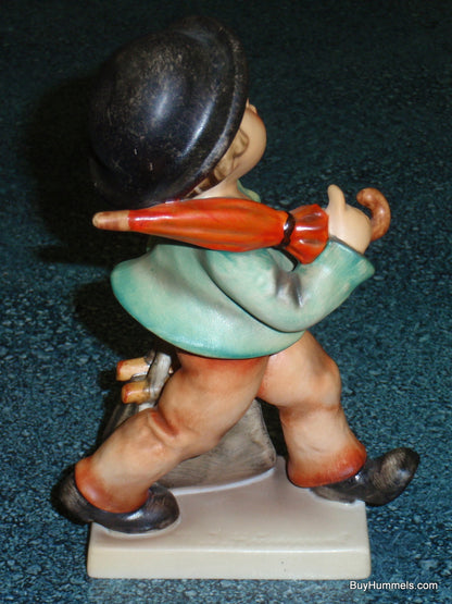 "Merry Wanderer" Goebel Hummel Figurine #7/0 - Large 6.25" Version